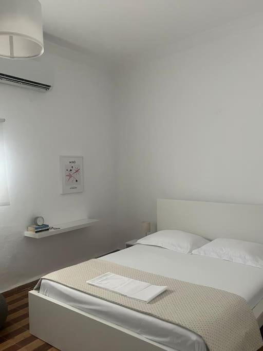 Cozy, Spacious, Newly Renovated Flat In Adamas Luaran gambar