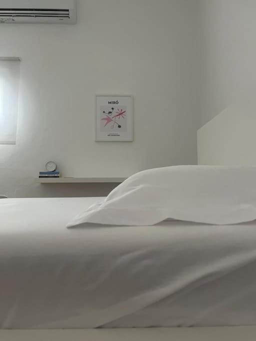 Cozy, Spacious, Newly Renovated Flat In Adamas Luaran gambar
