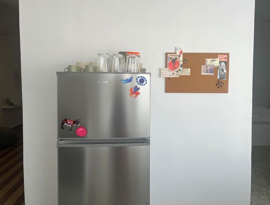 Cozy, Spacious, Newly Renovated Flat In Adamas Luaran gambar